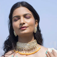 Etnico 18K Gold Plated Traditional Kundan & Pearl Studded Choker Necklace Set For Women/Girls (K7210Y)