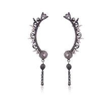 Silver Mountain Sterling Silver ear cuff earring