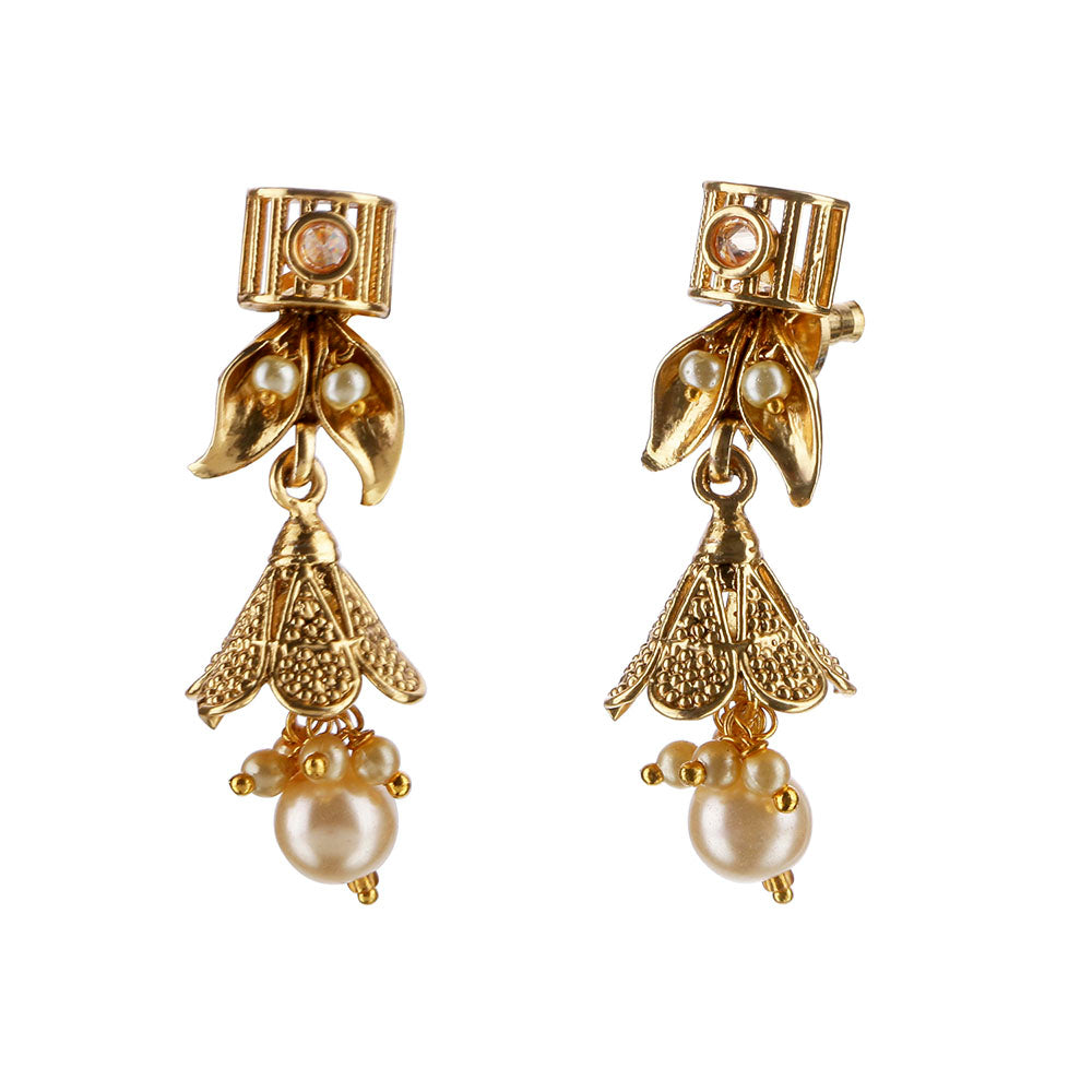 Buy quality 22 carat gold ladies earrings latkan RH-LE305 in Ahmedabad