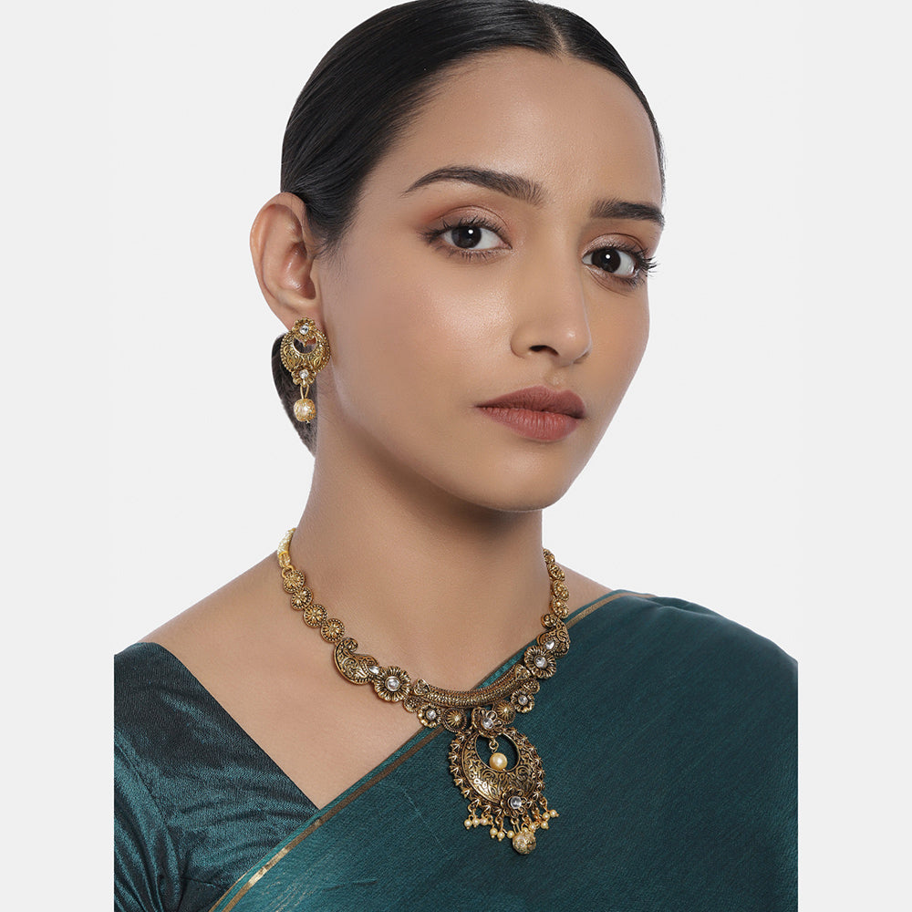 Kord Store Traditional Matt Finish Paisley Design & Pearl Gold Plated Choker Necklace Set For Women  - KSNKE60163