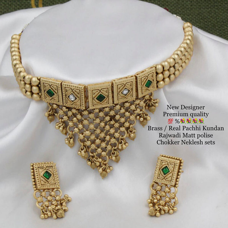 Manisha Jewellery Brass Real Pachhi Kundan Rajwadi Matte Polish Choker Necklace Set