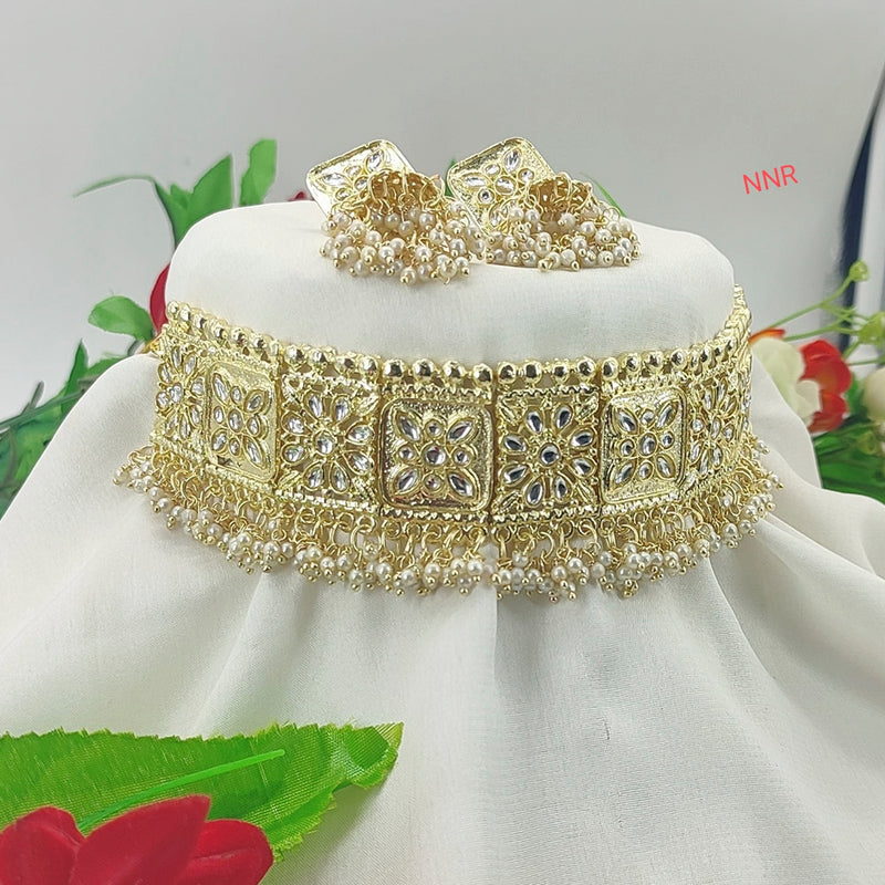 Manisha Jewellery Gold Plated Kundan And Pearl Necklace Set