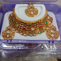 Neetu Art Gold Plated Kundan Stone Choker Necklace Set With Maang tikka