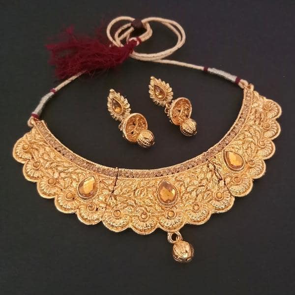 Amina Creation Kundan Stone Necklace Set