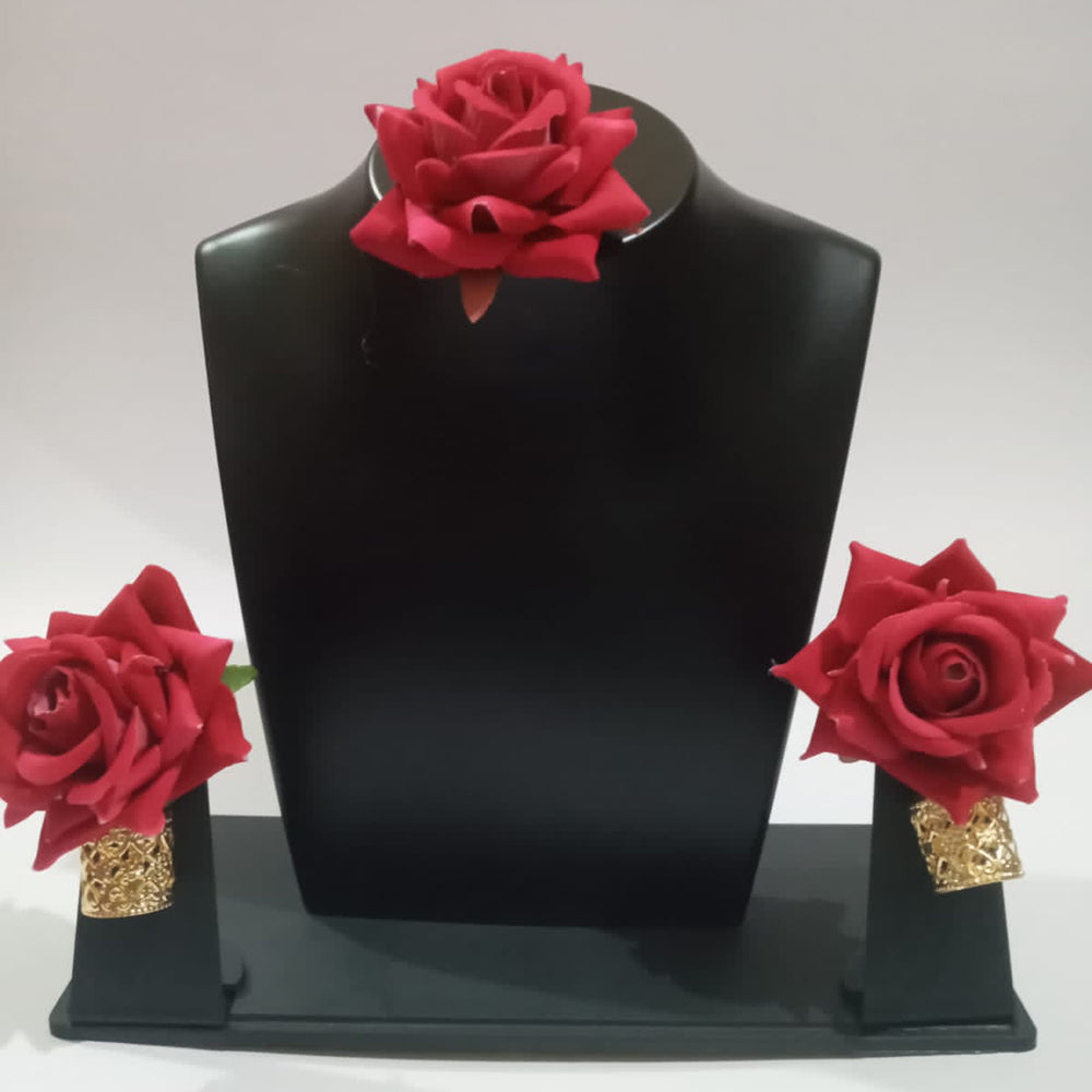 Pooja Bangles Red Floral Design Earrings With Maang tikka