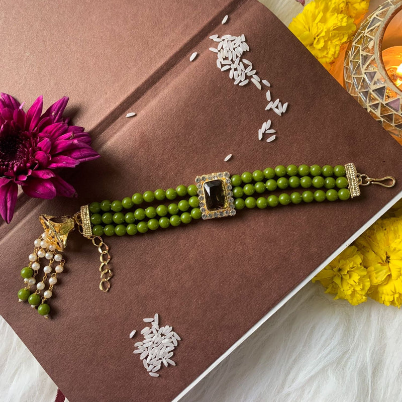 GFTBX Gold Plated Swastik Designer Bracelet Rakhi for Brother for Raksha  Bandhan with Roli Chawal - Rakshabandhan Rakhi for Brother from Sister  (Gold Acrylic) : Amazon.in: Fashion