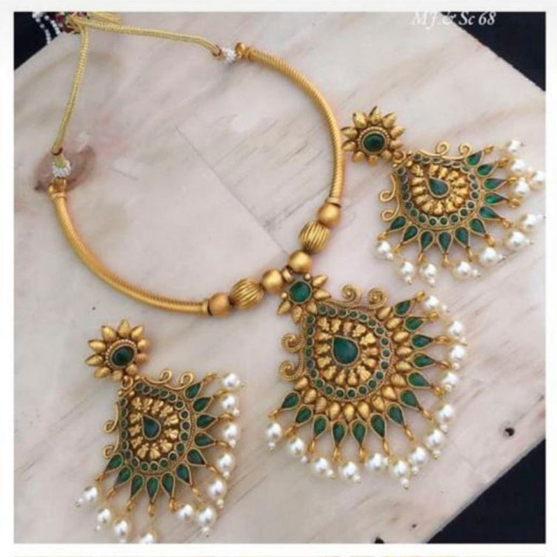 Sai Fashion Gold Plated Pota Stone And Pearl Necklace Set
