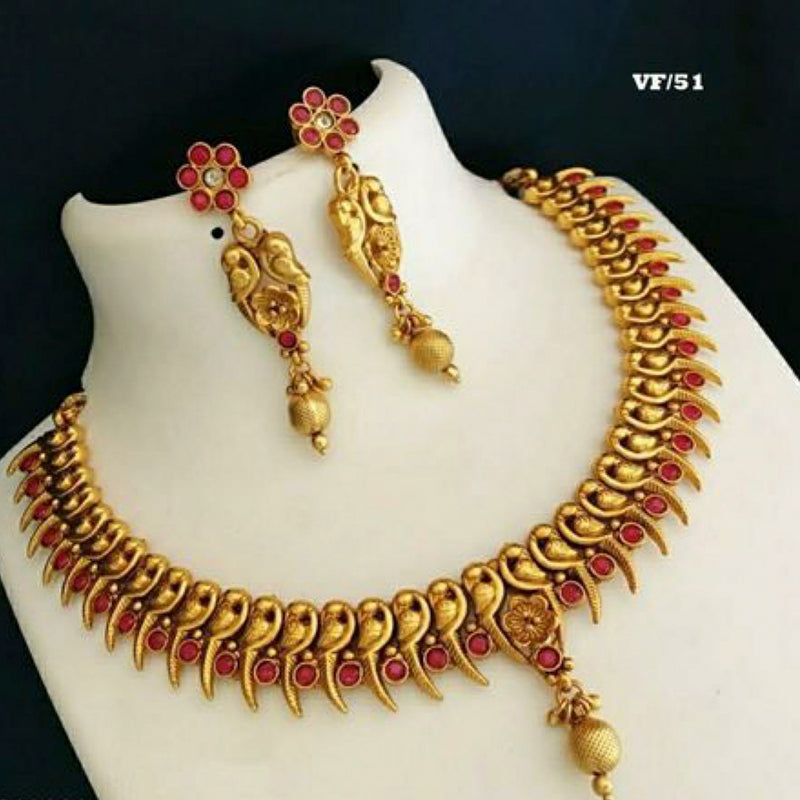 Sai Fashion Gold Plated Pink Pota Stone Necklace Set