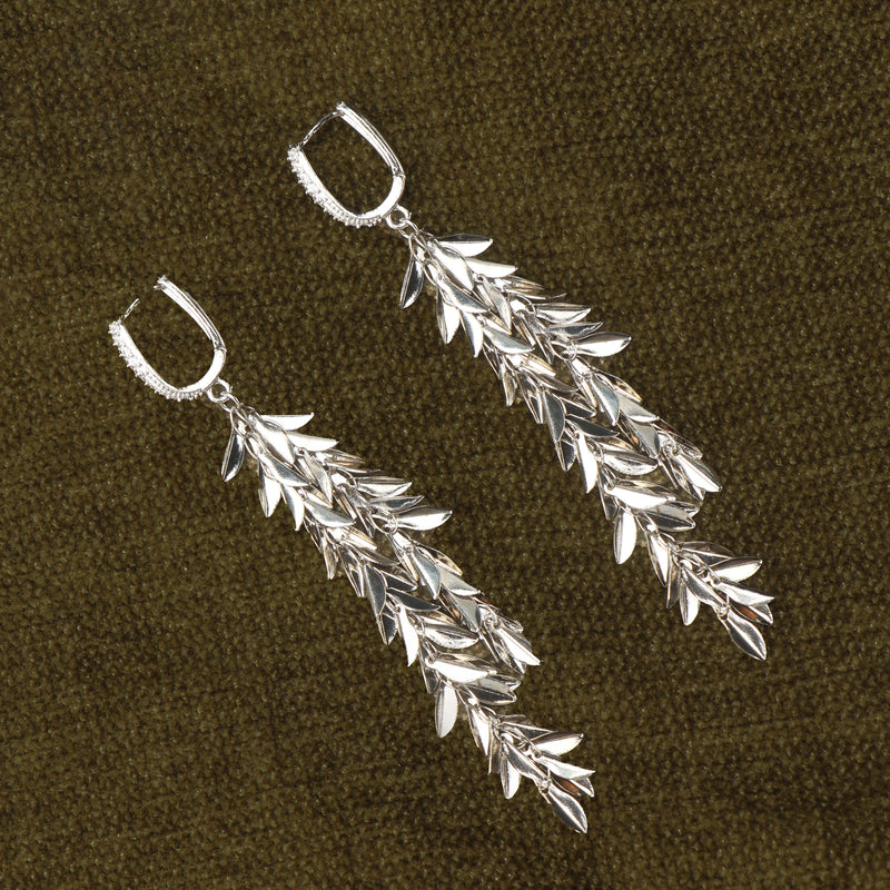 Nipura Sparkling Vine Long Earrings