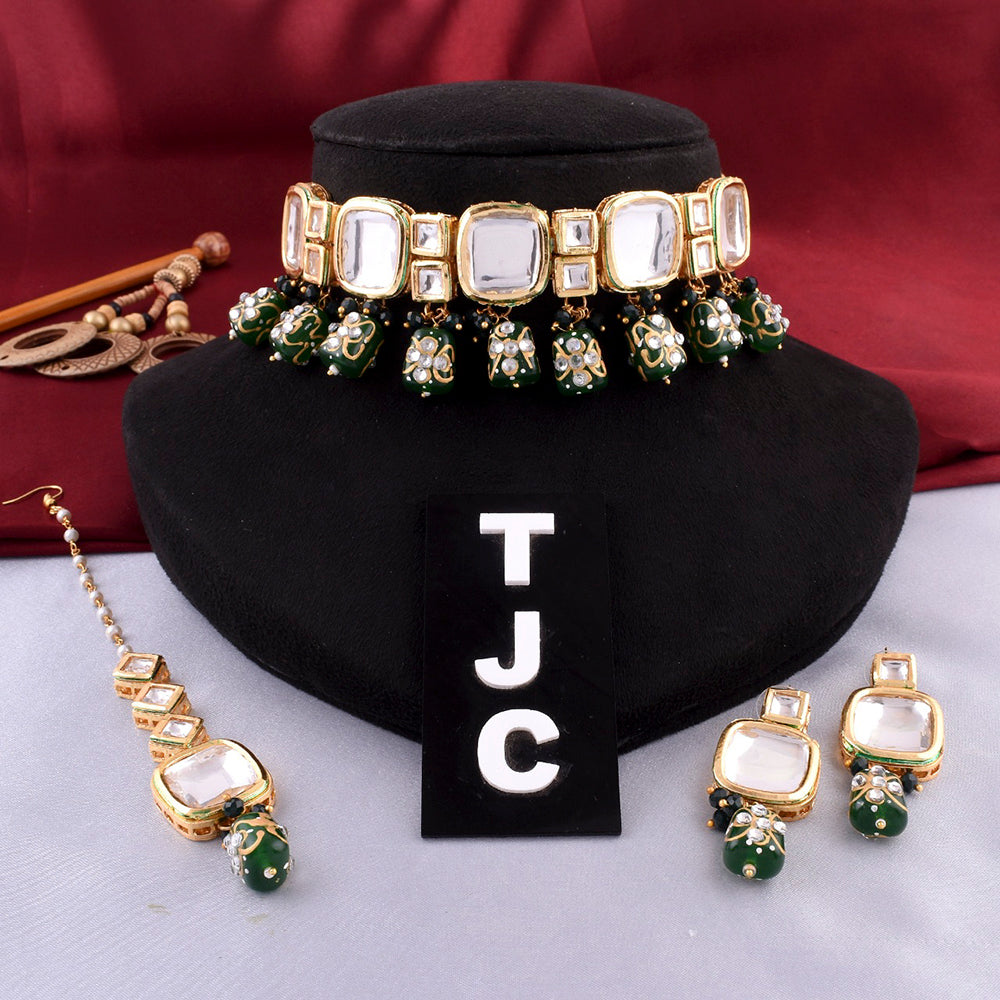 The Jewellery Creations Gold Plated Kundan Choker Necklace Set