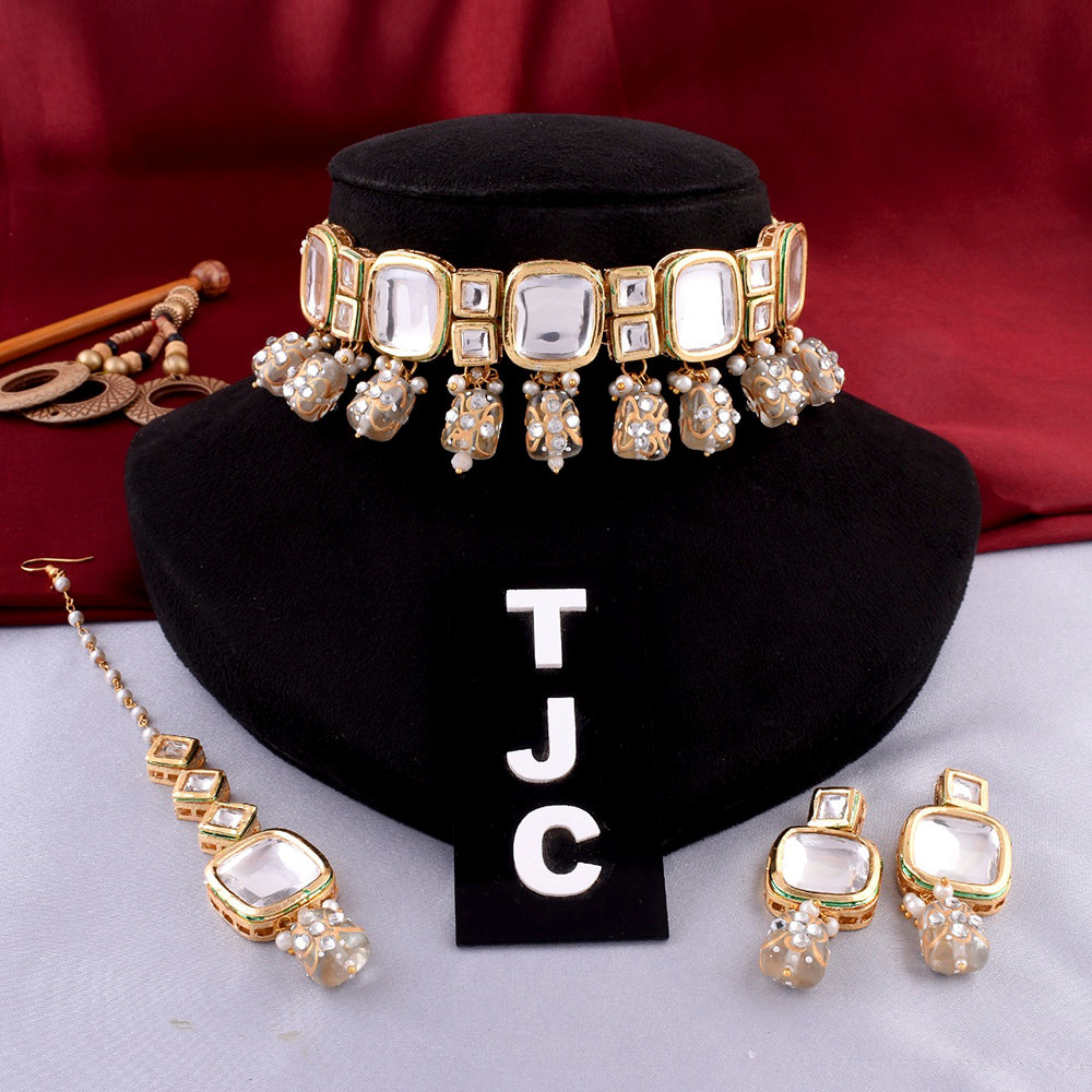 The Jewellery Creations Gold Plated Kundan Choker Necklace Set