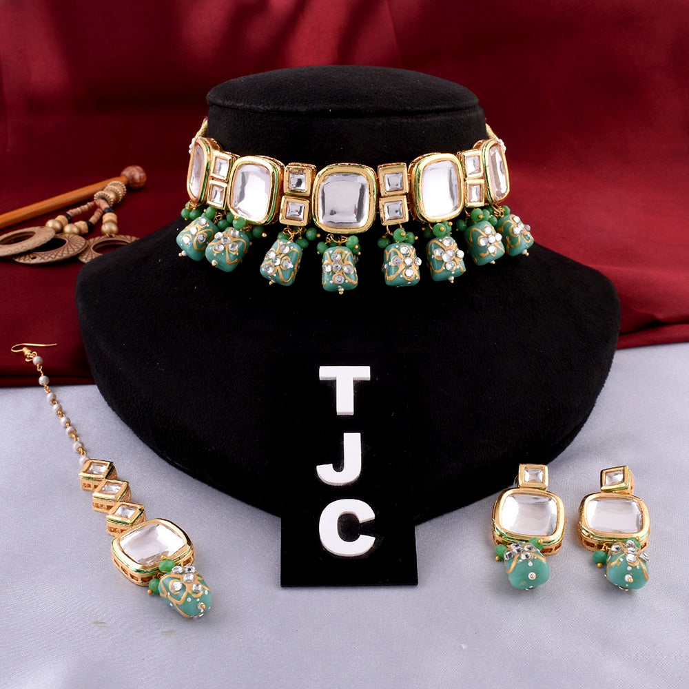 The Jewellery Creations Gold Plated Kundan Choker Necklace Set