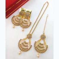 Vaamika Gold Plated Pota Stone & Pearl Necklace Set With Maang Tikka