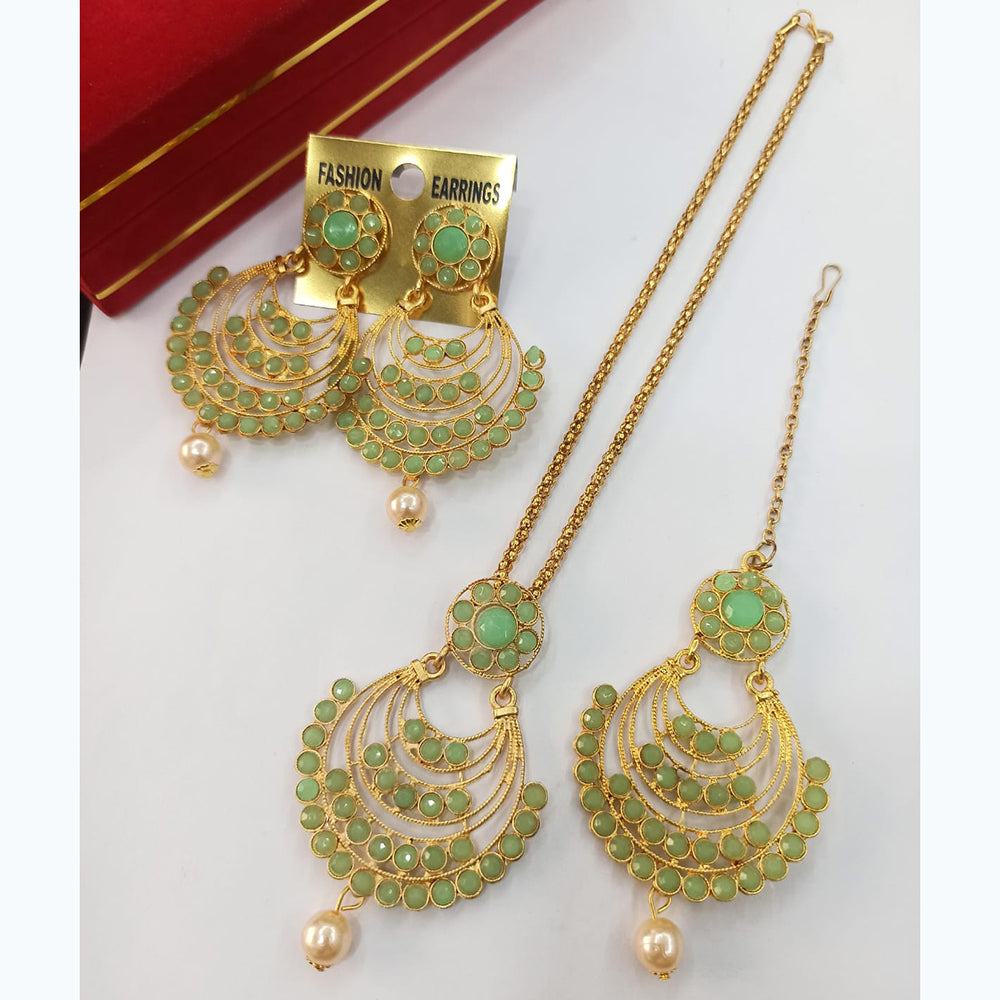 Vaamika Gold Plated Pota Stone & Pearl Necklace Set With Maang Tikka