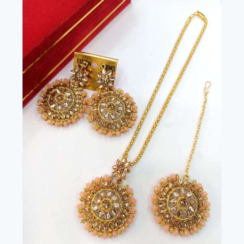 Vaamika Gold Plated Pota Stone & Pearl Necklace Set With Maang Tikka