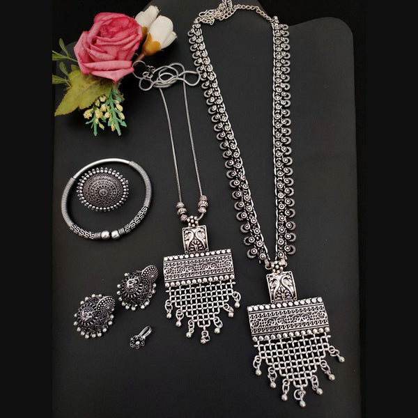 Vaamika Oxidized Plated Jewellery Combo