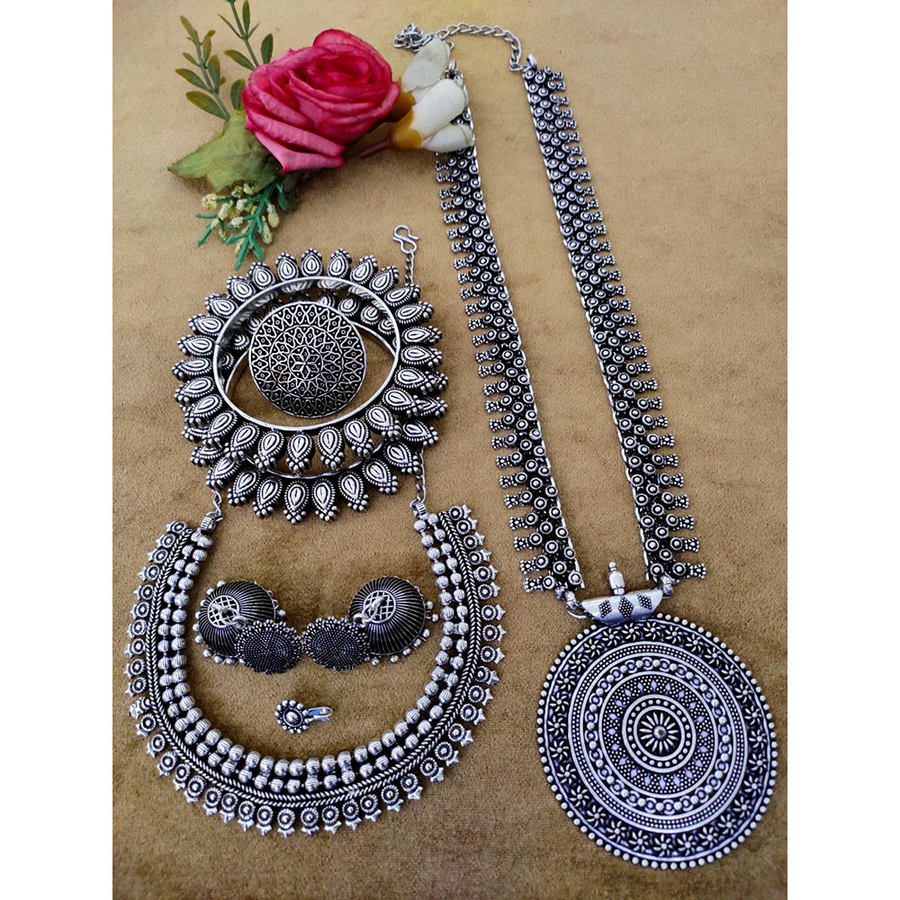 Vaamika Oxidized Plated Jewellery Combo
