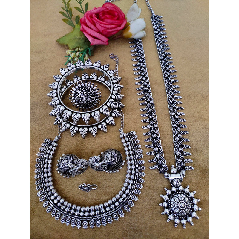 Vaamika Oxidized Plated Jewellery Combo