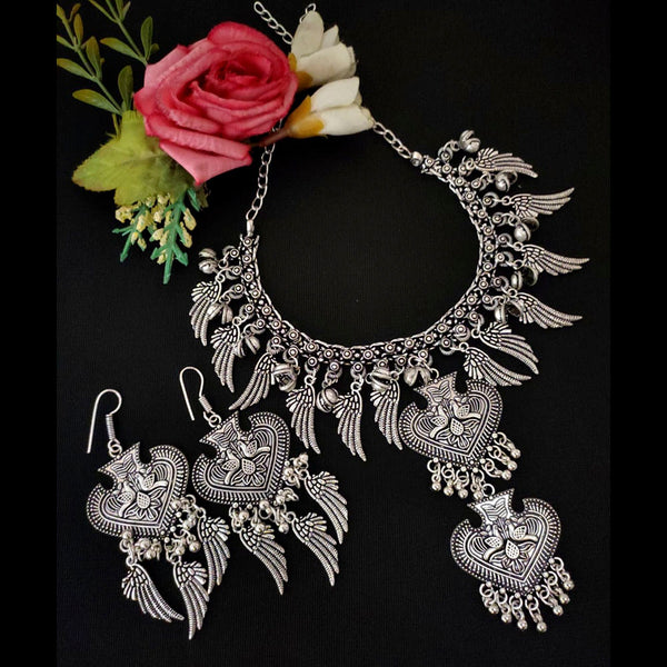 Vaamika Oxidized Plated Necklace Set