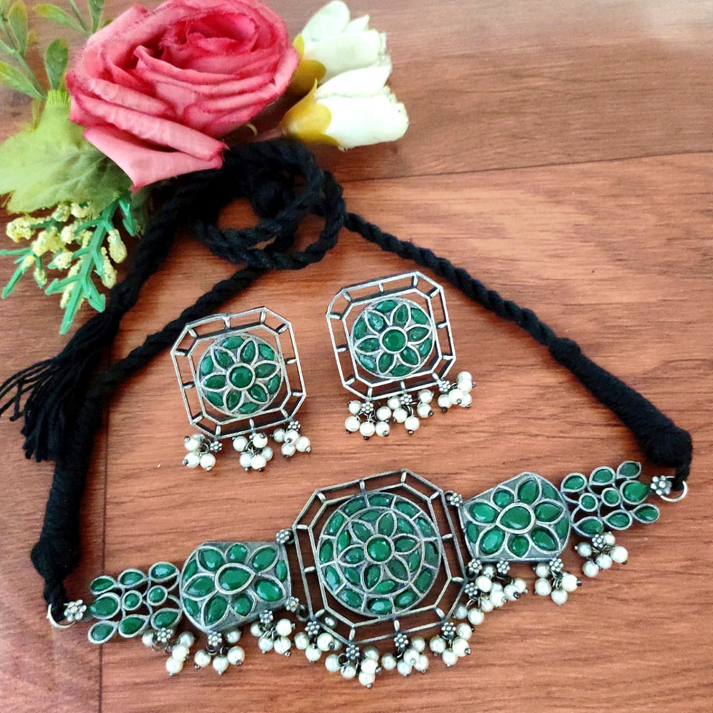 Vaamika Blaack Pota Stone Thread Oxidized Plated Necklace Set