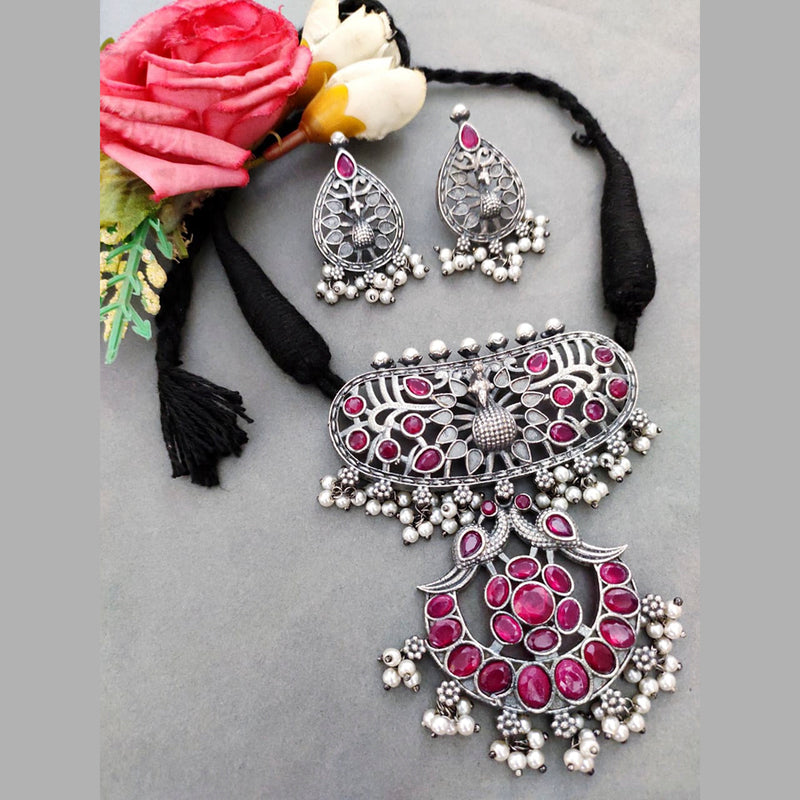 Vaamika Blaack Pota Stone Thread Oxidized Plated Necklace Set