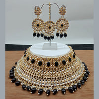 Vaamika Gold Plated Kundan Stone & Beads Traditional Choker Necklace Set