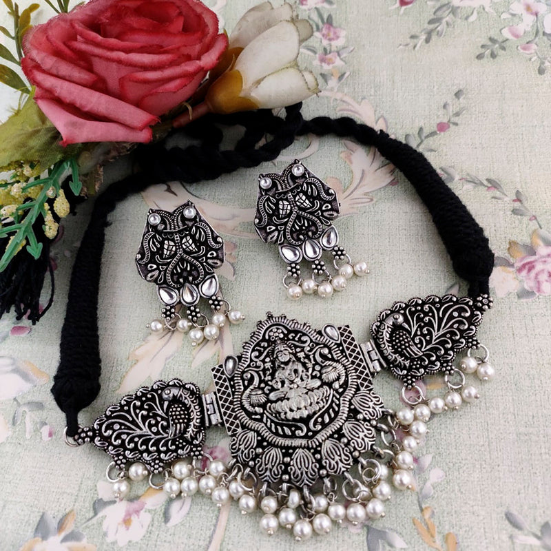 Vaamika Oxidized Plated Pota Stone Thread Necklace Set