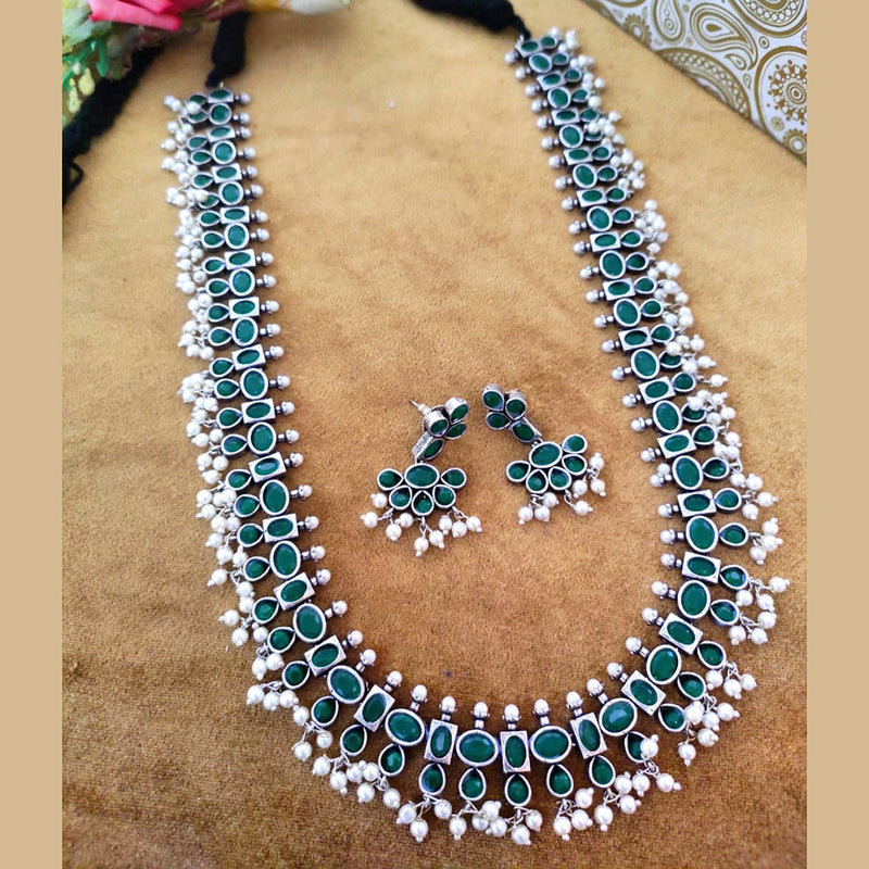 Vaamika Oxidized Plated Pota Stone & Pearl & Necklace Set