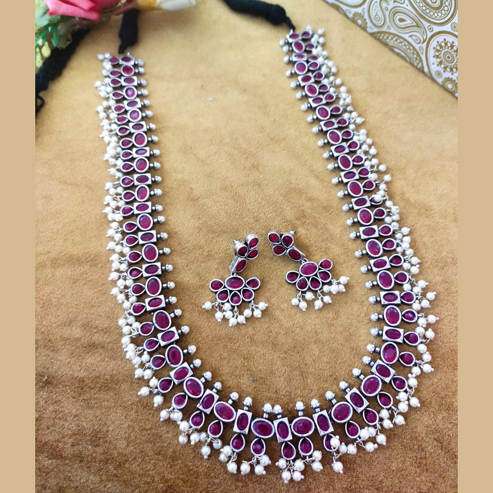 Vaamika Oxidized Plated Pota Stone & Pearl & Necklace Set