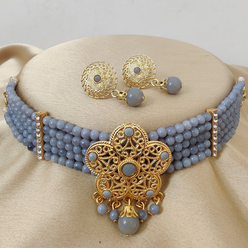 Vaamika Pota Stone & Beads Gold Plated Choker Necklace Set