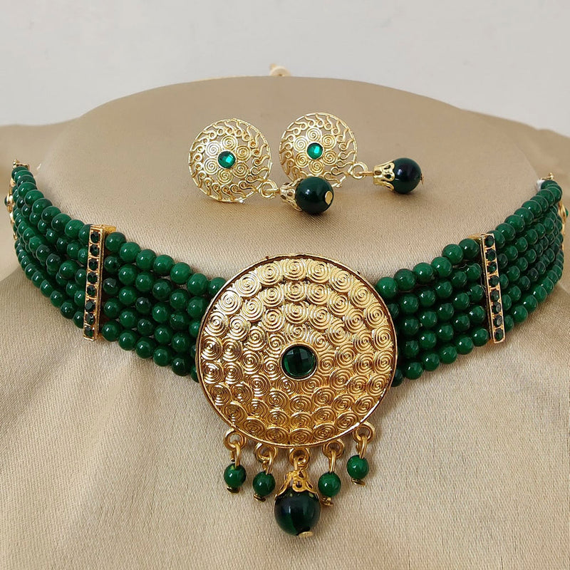 Vaamika Pota Stone & Beads Gold Plated Choker Necklace Set