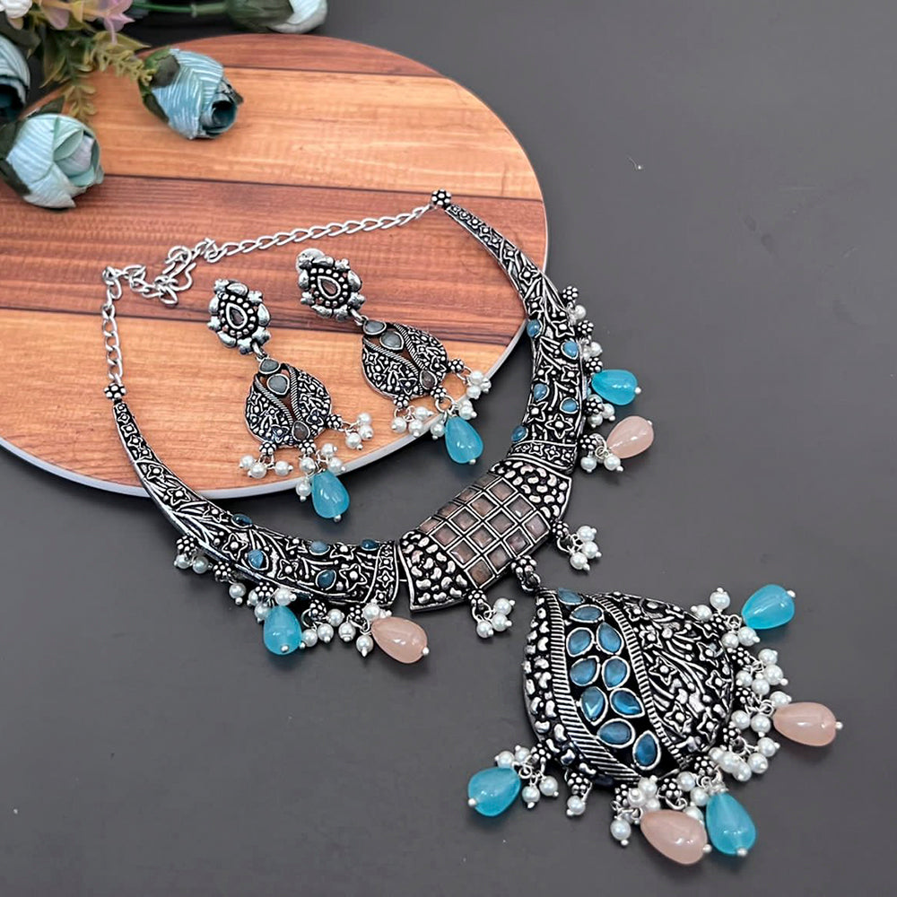 Vaamika Kundan Stone Silver Plated Choker Necklace Set