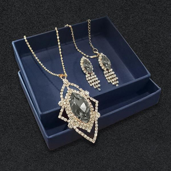 Kriaa White Austrian Stone Gold Plated Pendant Set - 1202824